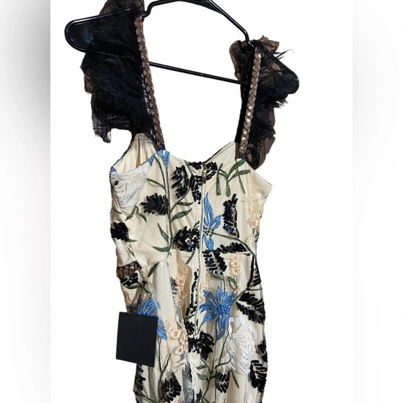 NWT Lulu's Show Stopper Cream Embroidered Sequin Bodycon Midi Dress Size XS - Picture 7 of 9